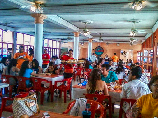 image of Aqui es Con Flavio restaurant